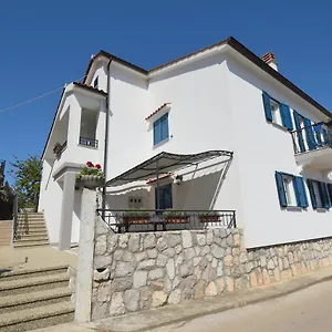  Apartment Celebrini